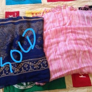 Host Pick! Pink and white scarf in EUC.